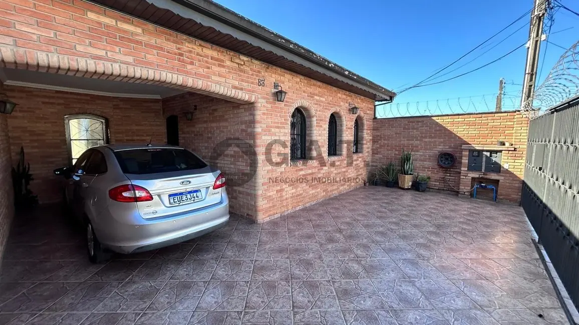 Casa com 3 quartos à venda, 234m2 em Jardim Brasilândia, Sorocaba - SP - imagem 1 Foto 1 de Casa com 3 quartos à venda, 234m2 em Jardim Brasilândia, Sorocaba - SP
