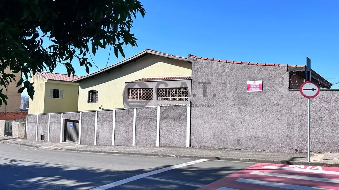 Casa com 3 quartos à venda, 234m2 em Jardim Brasilândia, Sorocaba - SP - imagem 3 Foto 3 de Casa com 3 quartos à venda, 234m2 em Jardim Brasilândia, Sorocaba - SP