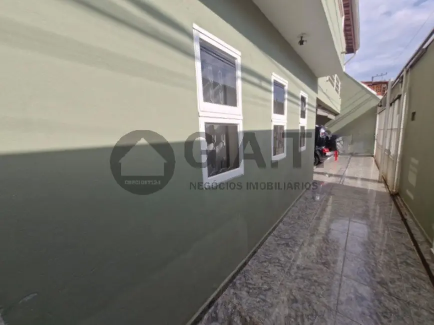 Foto 3 de Casa com 3 quartos para alugar, 400m2 em Lopes de Oliveira, Sorocaba - SP
