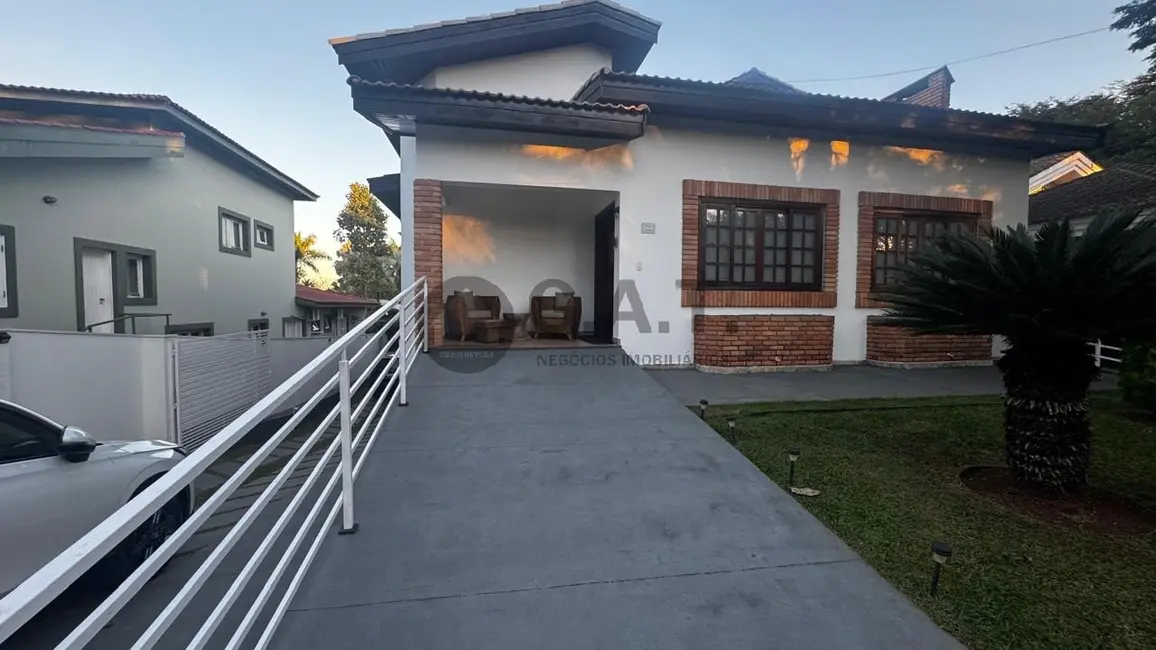 Casa de Condomínio com 5 quartos à venda, 440m2 em Vivendas do Lago, Sorocaba - SP - imagem 2 Foto 2 de Casa de Condomínio com 5 quartos à venda, 440m2 em Vivendas do Lago, Sorocaba - SP