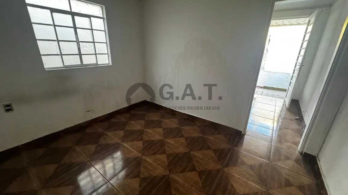 Casa com 1 quarto à venda, 36m2 em Vila Haro, Sorocaba - SP - imagem 6 Foto 6 de Casa com 1 quarto à venda, 36m2 em Vila Haro, Sorocaba - SP