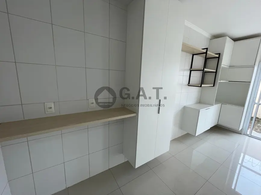 Foto 5 de Casa de Condomínio com 3 quartos para alugar, 135m2 em Jardim Emília, Sorocaba - SP