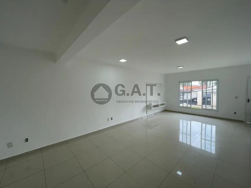 Foto 4 de Casa de Condomínio com 3 quartos para alugar, 135m2 em Jardim Emília, Sorocaba - SP