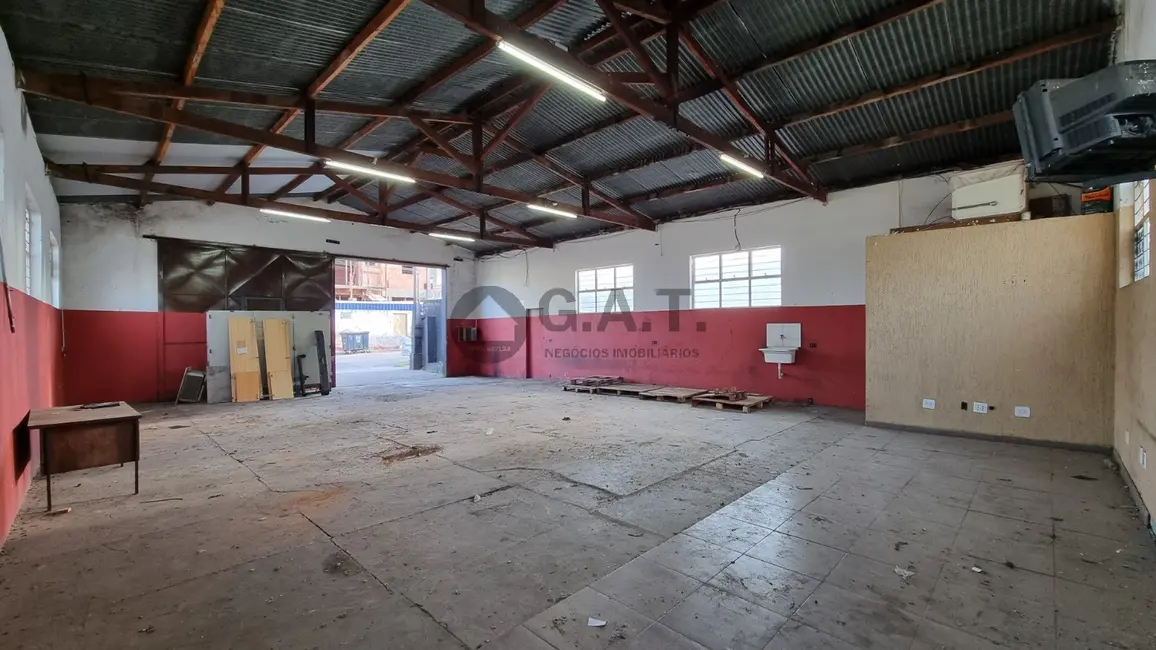 Foto 3 de Armazém / Galpão à venda, 150m2 em Jardim Simus, Sorocaba - SP