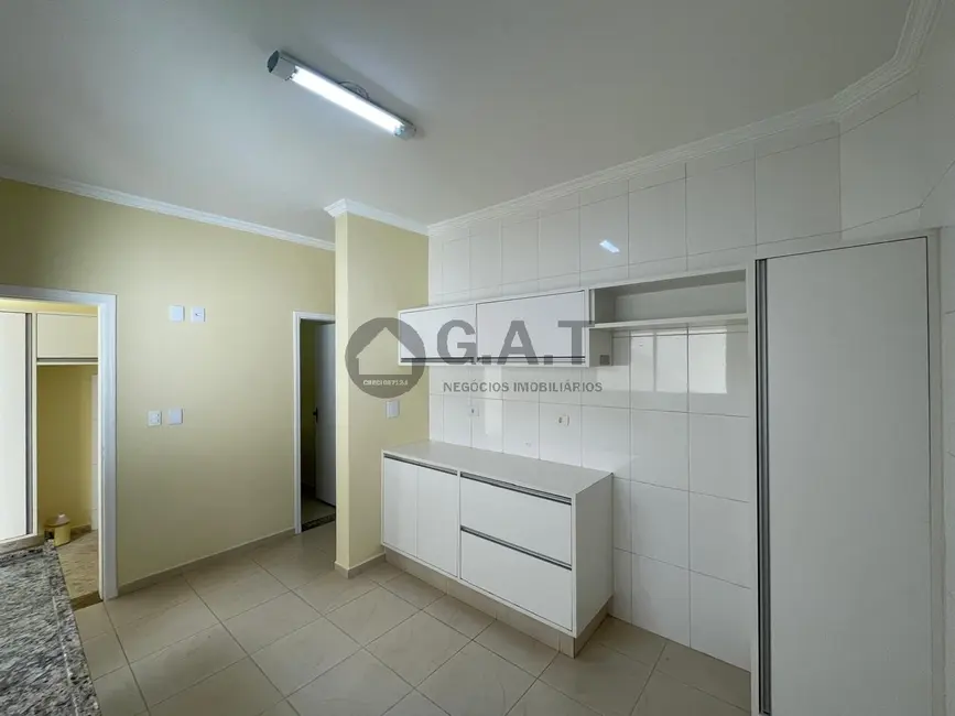 Foto 3 de Casa de Condomínio com 3 quartos para alugar, 109m2 em Jardim Santa Rosália, Sorocaba - SP