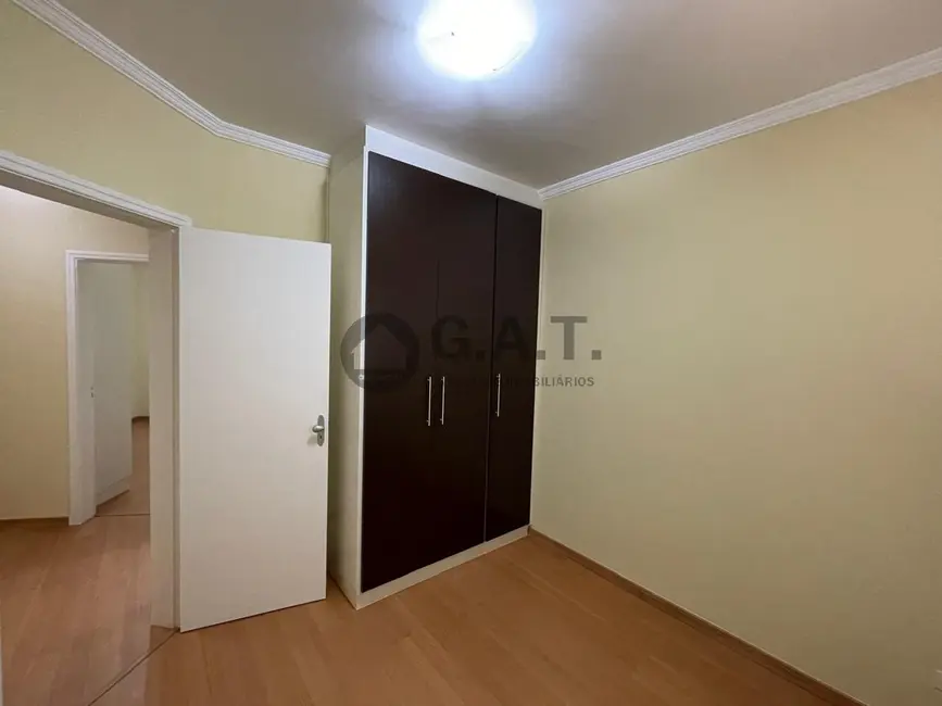 Foto 2 de Casa de Condomínio com 3 quartos para alugar, 109m2 em Jardim Santa Rosália, Sorocaba - SP