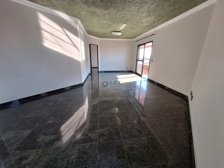 Apartamento com 3 quartos à venda, 275m2 em Centro, Sorocaba - SP - imagem 2 Foto 2 de Apartamento com 3 quartos à venda, 275m2 em Centro, Sorocaba - SP