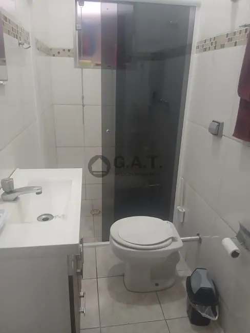Foto 9 de Casa com 3 quartos para alugar, 250m2 em Jardim São Guilherme, Sorocaba - SP