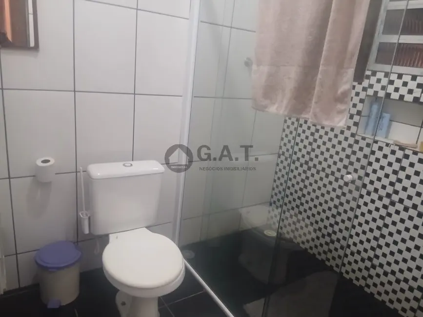 Foto 8 de Casa com 3 quartos para alugar, 250m2 em Jardim São Guilherme, Sorocaba - SP