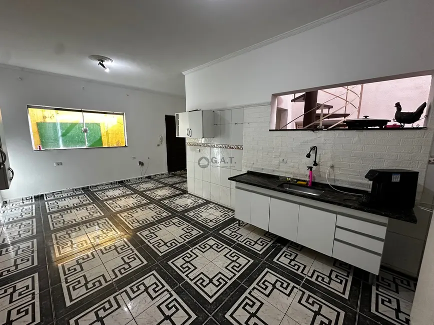 Casa com 4 quartos para alugar, 240m2 em Jardim Betânia, Sorocaba - SP - imagem 6 Foto 6 de Casa com 4 quartos para alugar, 240m2 em Jardim Betânia, Sorocaba - SP