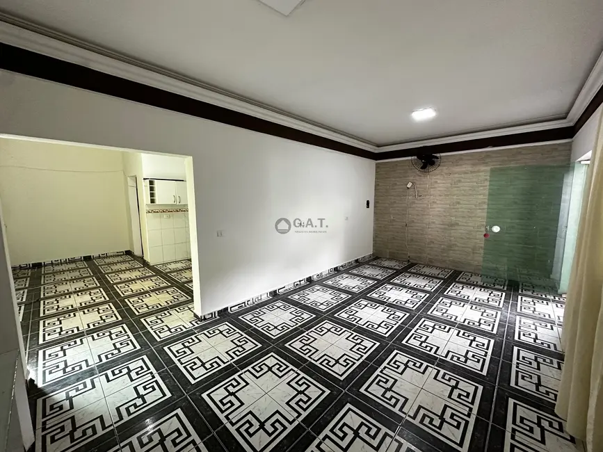Casa com 4 quartos para alugar, 240m2 em Jardim Betânia, Sorocaba - SP - imagem 2 Foto 2 de Casa com 4 quartos para alugar, 240m2 em Jardim Betânia, Sorocaba - SP