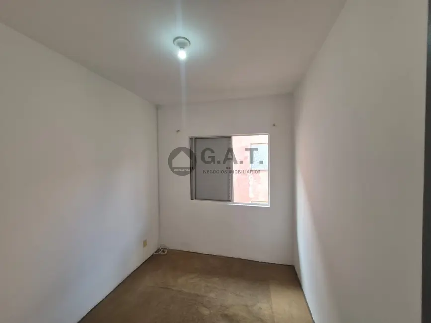 Foto 5 de Apartamento com 2 quartos para alugar, 43m2 em Jardim Guadalajara, Sorocaba - SP