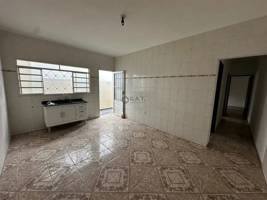 Casa com 2 quartos para alugar, 125m2 em Jardim São Guilherme, Sorocaba - SP - imagem 8 Foto 8 de Casa com 2 quartos para alugar, 125m2 em Jardim São Guilherme, Sorocaba - SP
