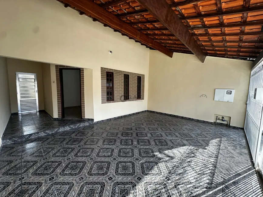 Casa com 2 quartos para alugar, 125m2 em Jardim São Guilherme, Sorocaba - SP - imagem 2 Foto 2 de Casa com 2 quartos para alugar, 125m2 em Jardim São Guilherme, Sorocaba - SP