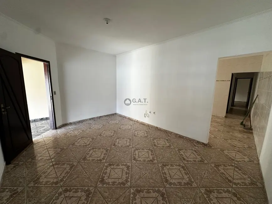 Casa com 2 quartos para alugar, 125m2 em Jardim São Guilherme, Sorocaba - SP - imagem 7 Foto 7 de Casa com 2 quartos para alugar, 125m2 em Jardim São Guilherme, Sorocaba - SP