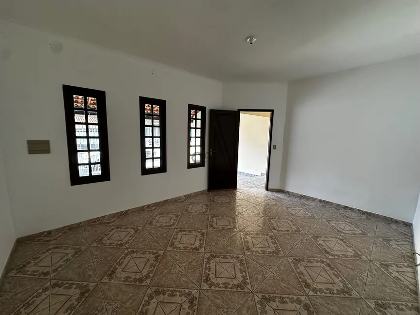 Casa com 2 quartos para alugar, 125m2 em Jardim São Guilherme, Sorocaba - SP - imagem 6 Foto 6 de Casa com 2 quartos para alugar, 125m2 em Jardim São Guilherme, Sorocaba - SP