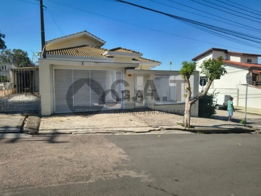 Foto 2 de Casa com 3 quartos à venda, 151m2 em Vila Carvalho, Sorocaba - SP