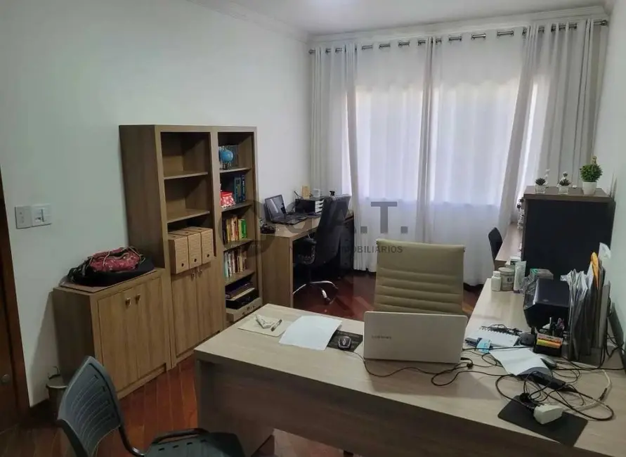 Casa com 3 quartos à venda, 200m2 em Vila Independência, Sorocaba - SP - imagem 9 Foto 9 de Casa com 3 quartos à venda, 200m2 em Vila Independência, Sorocaba - SP