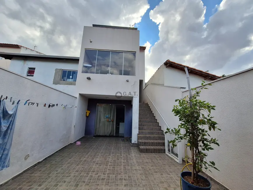 Foto 8 de Casa com 2 quartos à venda, 223m2 em Jardim Ipê, Sorocaba - SP