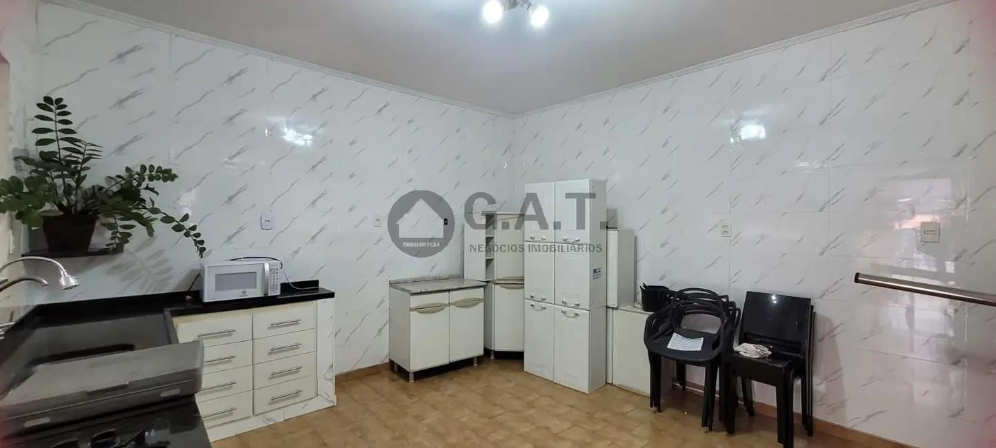 Casa com 1 quarto para alugar, 200m2 em Vila Gabriel, Sorocaba - SP - imagem 9 Foto 9 de Casa com 1 quarto para alugar, 200m2 em Vila Gabriel, Sorocaba - SP