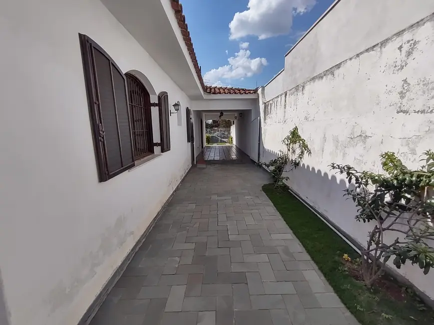 Foto 4 de Casa com 3 quartos à venda, 180m2 em Jardim Santa Rosália, Sorocaba - SP