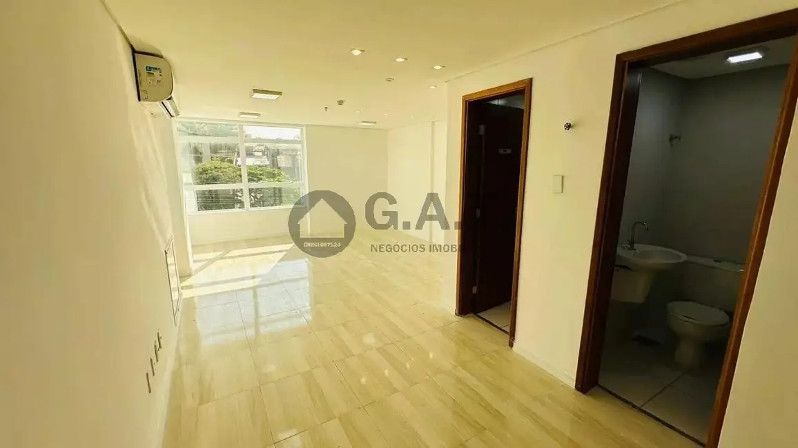 Sala Comercial à venda, 35m2 em Vila Trujillo, Sorocaba - SP - imagem 8 Foto 8 de Sala Comercial à venda, 35m2 em Vila Trujillo, Sorocaba - SP