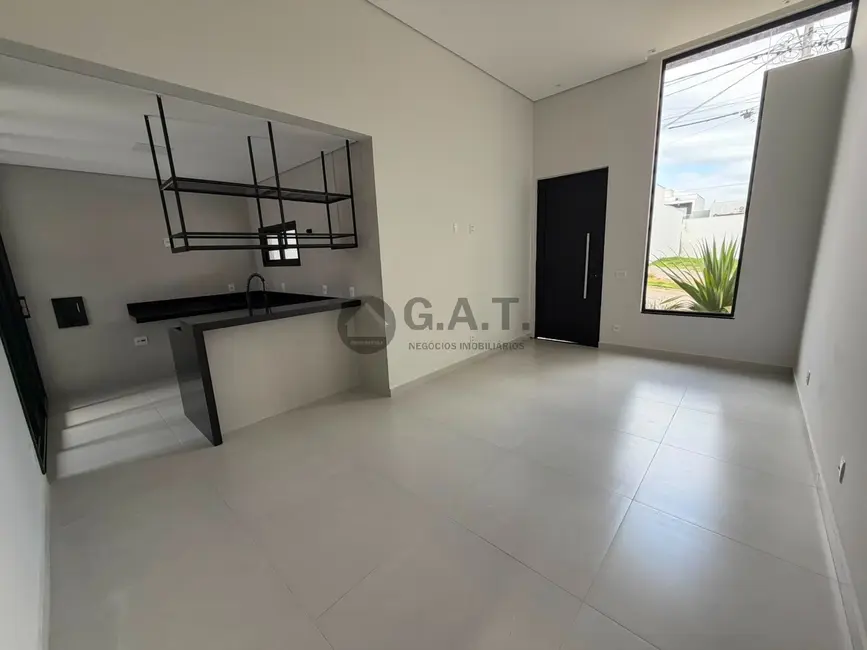 Casa de Condomínio com 3 quartos à venda, 105m2 em Sorocaba - SP - imagem 3 Foto 3 de Casa de Condomínio com 3 quartos à venda, 105m2 em Sorocaba - SP