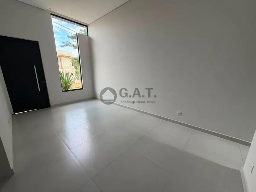 Casa de Condomínio com 3 quartos à venda, 105m2 em Sorocaba - SP - imagem 4 Foto 4 de Casa de Condomínio com 3 quartos à venda, 105m2 em Sorocaba - SP