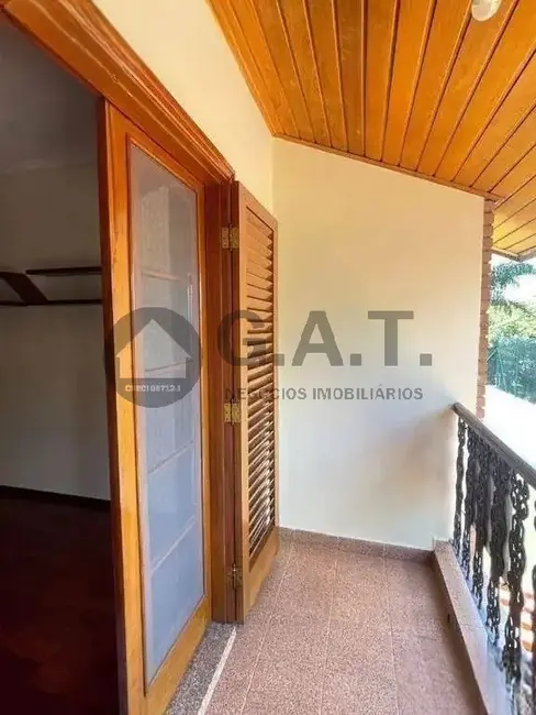 Casa com 4 quartos para alugar, 1800m2 em Jardim Leocádia, Sorocaba - SP - imagem 5 Foto 5 de Casa com 4 quartos para alugar, 1800m2 em Jardim Leocádia, Sorocaba - SP