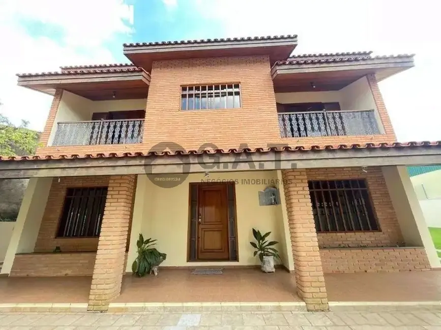 Casa com 4 quartos para alugar, 1800m2 em Jardim Leocádia, Sorocaba - SP - imagem 1 Foto 1 de Casa com 4 quartos para alugar, 1800m2 em Jardim Leocádia, Sorocaba - SP