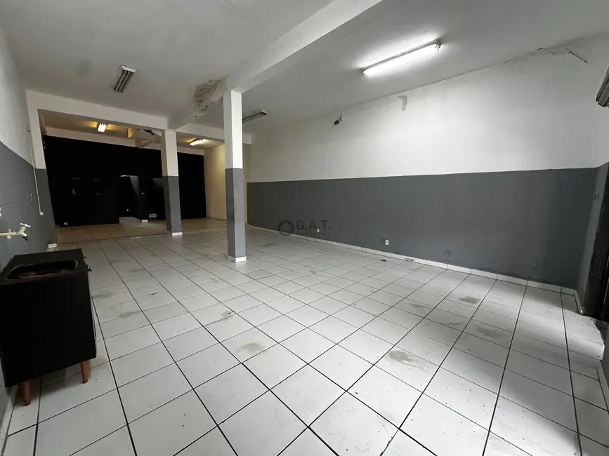 Foto 2 de Sala Comercial para alugar, 140m2 em Vila Trujillo, Sorocaba - SP