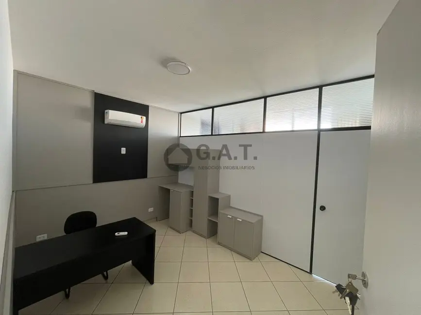 Sala Comercial para alugar, 20m2 em Centro, Sorocaba - SP - imagem 3 Foto 3 de Sala Comercial para alugar, 20m2 em Centro, Sorocaba - SP