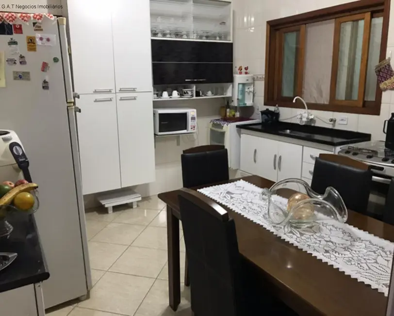 Casa com 3 quartos à venda, 130m2 em Jardim Pagliato, Sorocaba - SP - imagem 4 Foto 4 de Casa com 3 quartos à venda, 130m2 em Jardim Pagliato, Sorocaba - SP