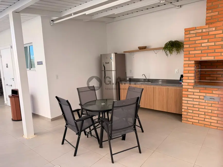 Foto 3 de Apartamento com 2 quartos para alugar, 53m2 em Vila Rica, Sorocaba - SP