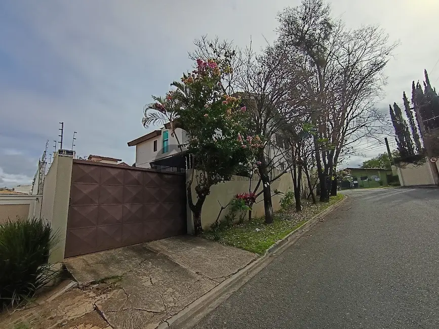 Casa com 3 quartos para alugar, 451m2 em Jardim Pires de Mello, Sorocaba - SP - imagem 7 Foto 7 de Casa com 3 quartos para alugar, 451m2 em Jardim Pires de Mello, Sorocaba - SP