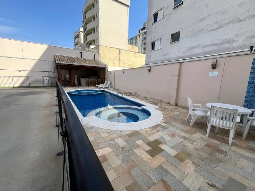 Foto 3 de Apartamento com 2 quartos para alugar, 64m2 em Parque Campolim, Sorocaba - SP