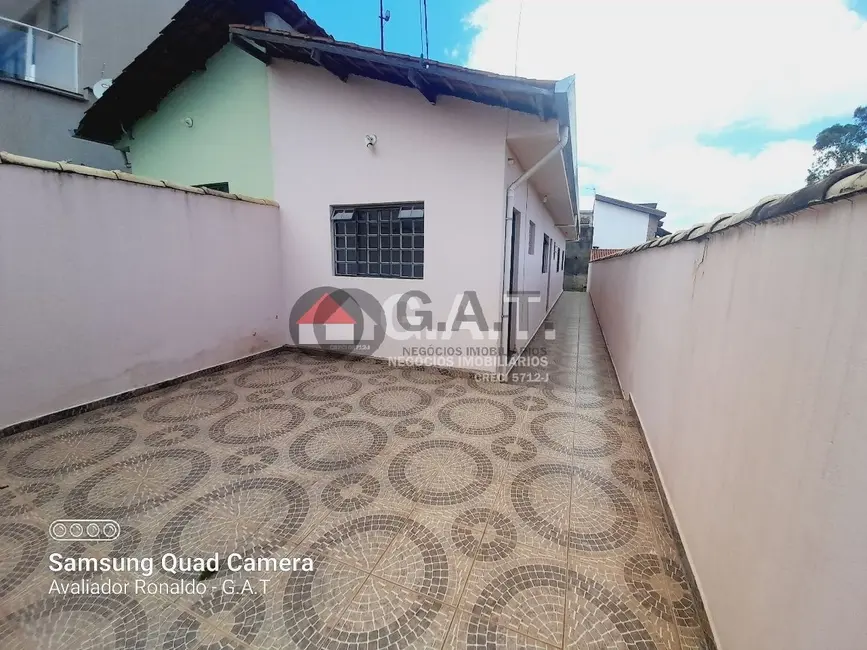 Foto 2 de Casa com 2 quartos para alugar, 80m2 em Jardim São Carlos, Sorocaba - SP