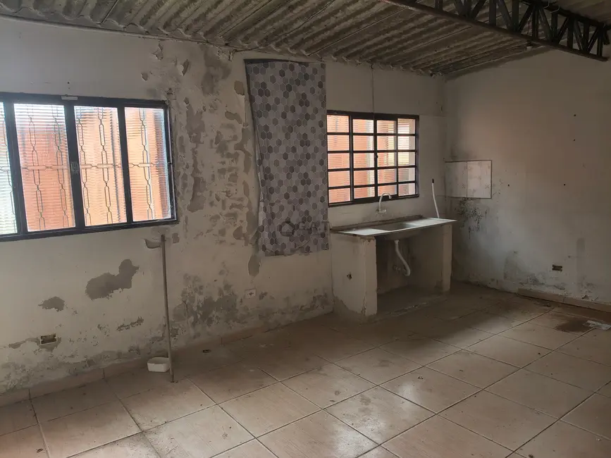 Foto 2 de Armazém / Galpão à venda, 154m2 em Jardim Santa Madre Paulina, Sorocaba - SP