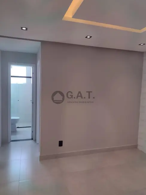 Foto 5 de Apartamento com 2 quartos para alugar, 49m2 em Jardim São Carlos, Sorocaba - SP