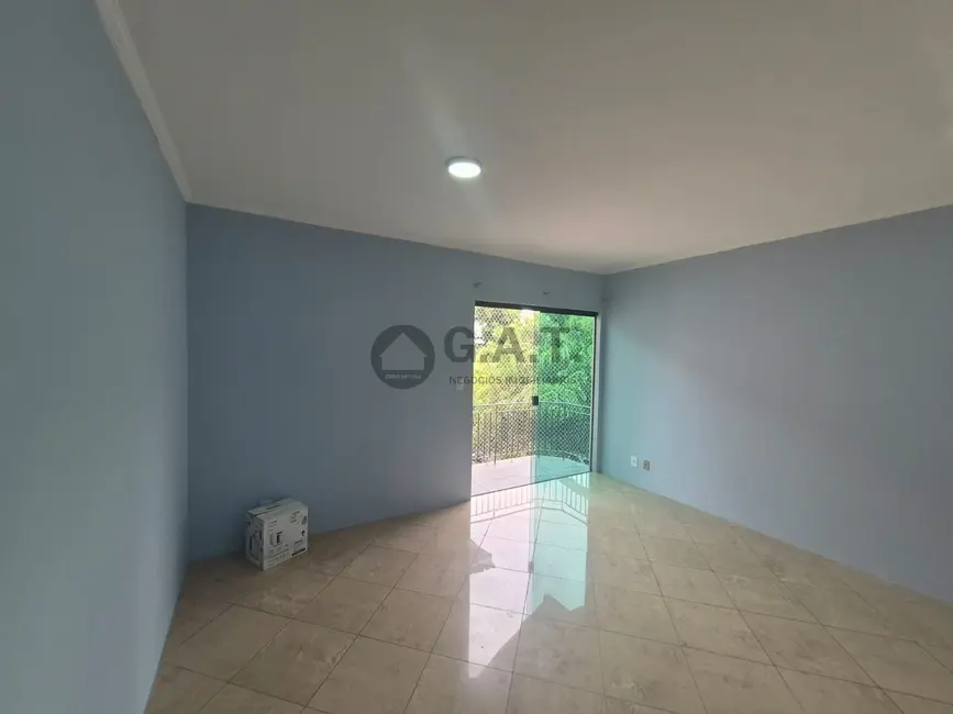 Foto 8 de Apartamento com 3 quartos para alugar, 106m2 em Jardim Faculdade, Sorocaba - SP