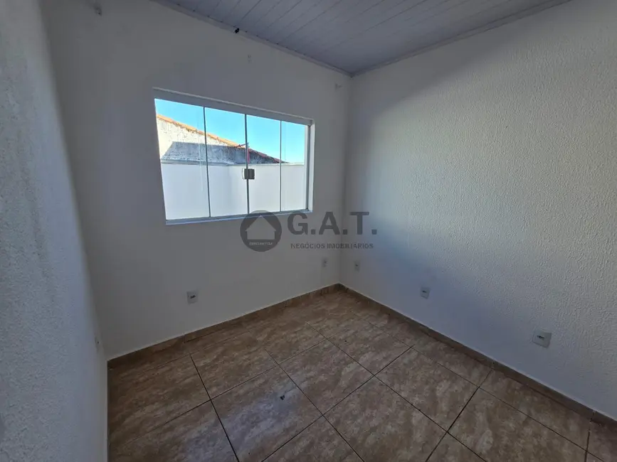 Foto 6 de Casa com 3 quartos para alugar, 90m2 em Jardim Santa Bárbara, Sorocaba - SP