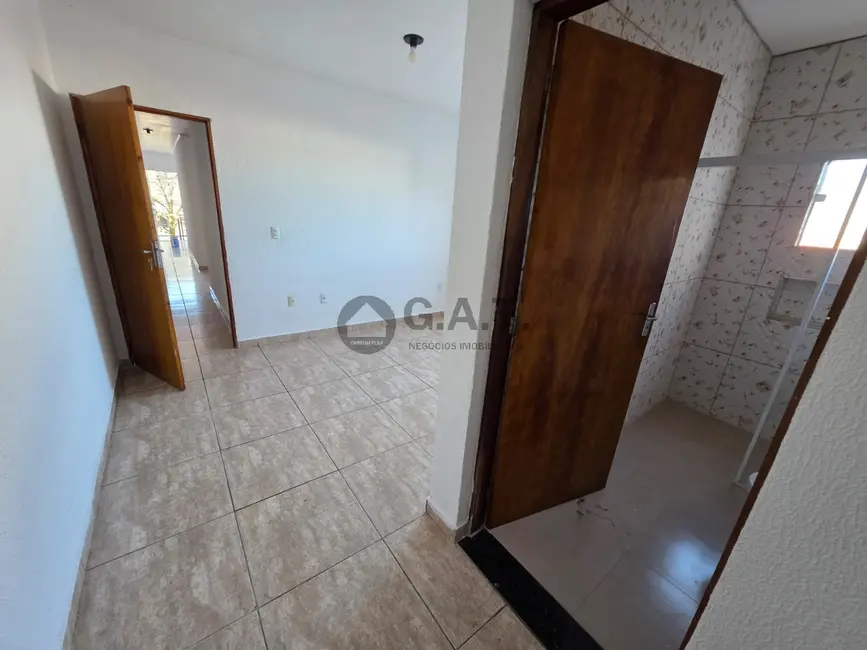 Foto 1 de Casa com 3 quartos para alugar, 90m2 em Jardim Santa Bárbara, Sorocaba - SP