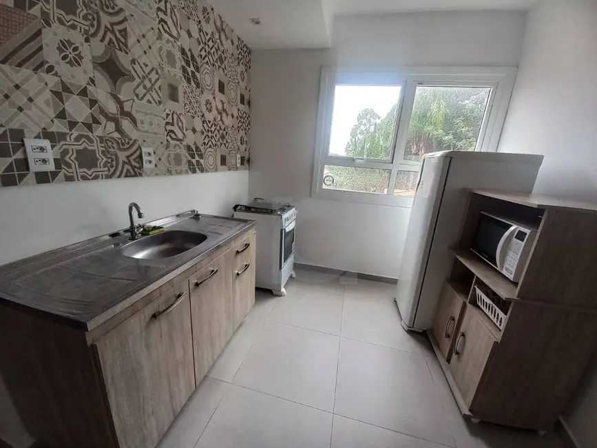 Foto 2 de Kitnet com 1 quarto para alugar, 35m2 em Cristo Rei, Sao Leopoldo - RS