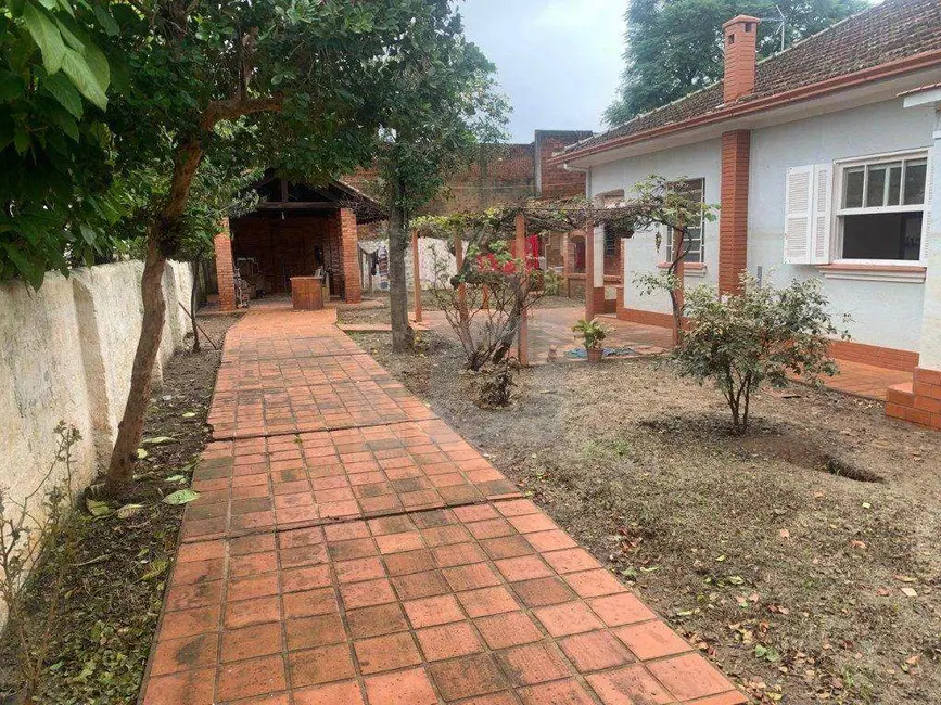 Foto 2 de Casa com 3 quartos para alugar, 400m2 em Centro, Sao Leopoldo - RS