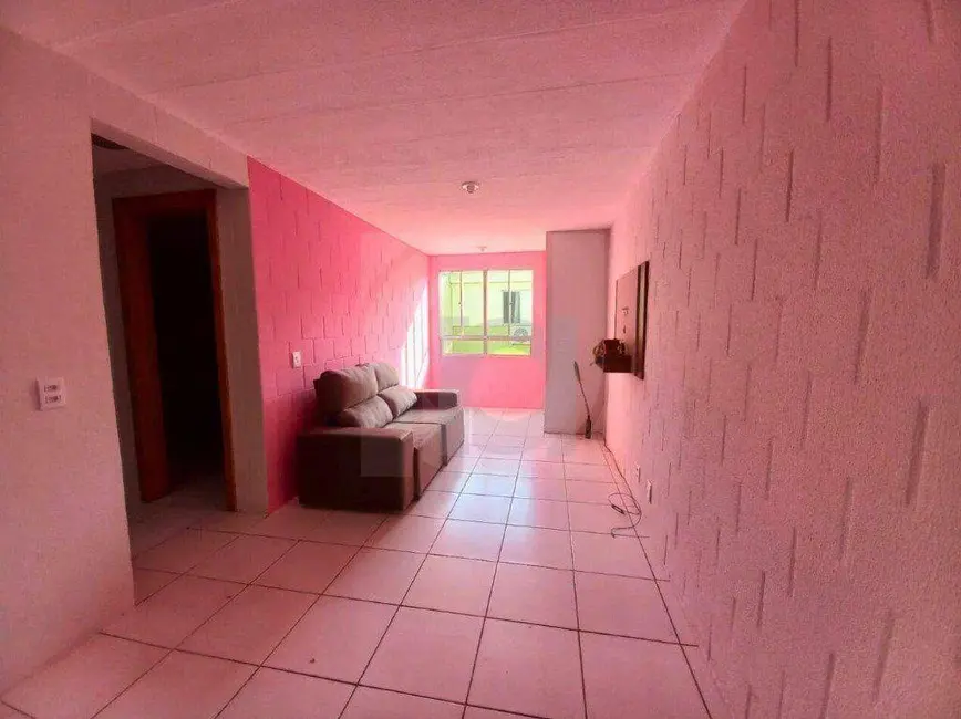 Foto 2 de Apartamento com 2 quartos para alugar, 45m2 em Pinheiro, Sao Leopoldo - RS