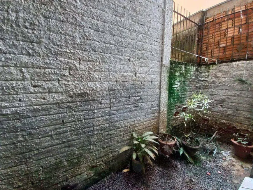 Loja para alugar, 130m2 em Centro, Sao Leopoldo - RS - imagem 9 Foto 9 de Loja para alugar, 130m2 em Centro, Sao Leopoldo - RS