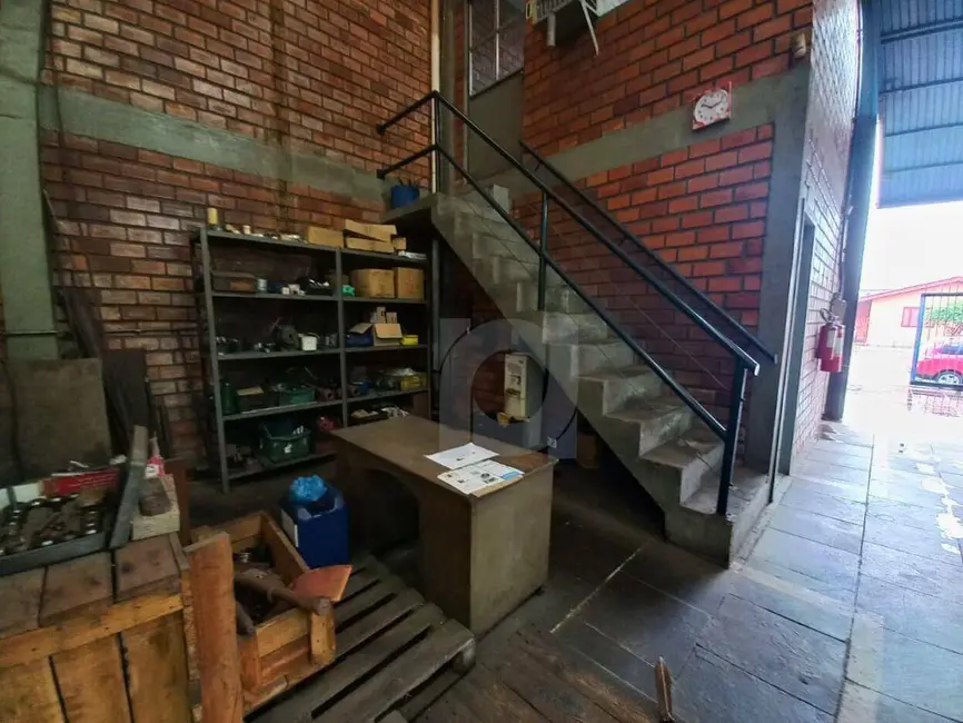 Foto 3 de Armazém / Galpão à venda e para alugar, 386m2 em Feitoria, Sao Leopoldo - RS