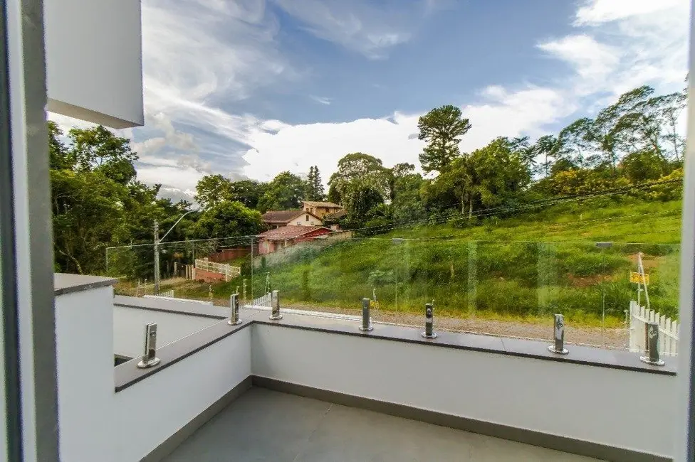 Foto 4 de Casa com 2 quartos para alugar, 150m2 em Feitoria, Sao Leopoldo - RS