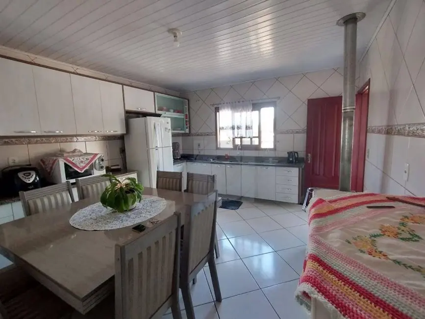 Casa com 5 quartos à venda, 300m2 em Centro, Portao - RS - imagem 7 Foto 7 de Casa com 5 quartos à venda, 300m2 em Centro, Portao - RS