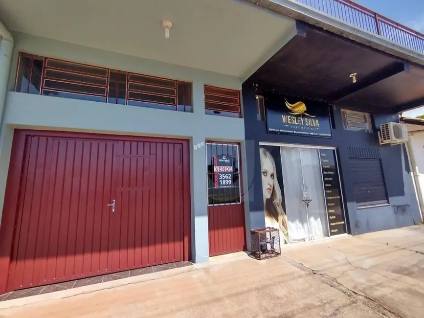 Foto 2 de Casa com 5 quartos à venda, 300m2 em Centro, Portao - RS